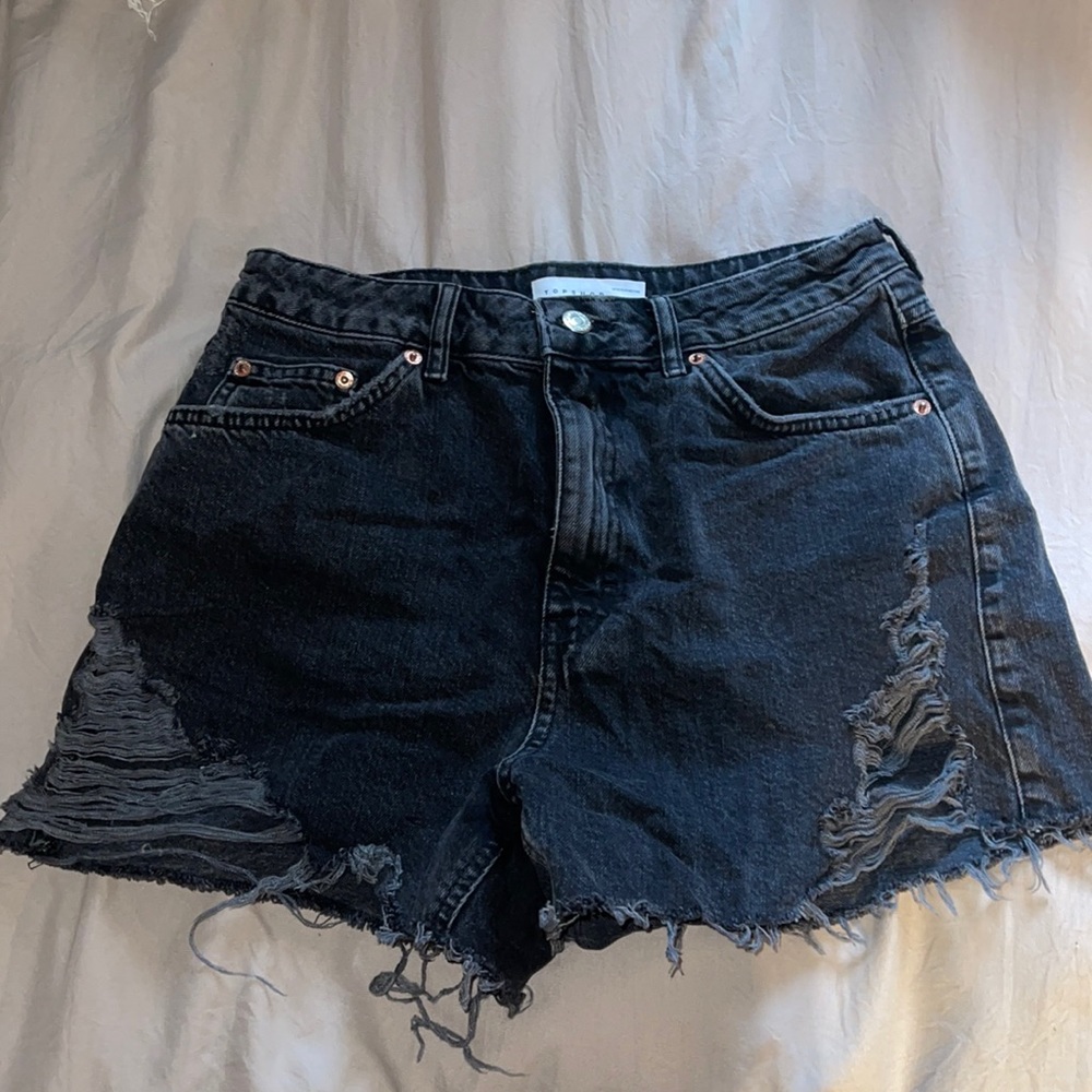 NWOT Topshop High-Waisted Distressed Denim Shorts